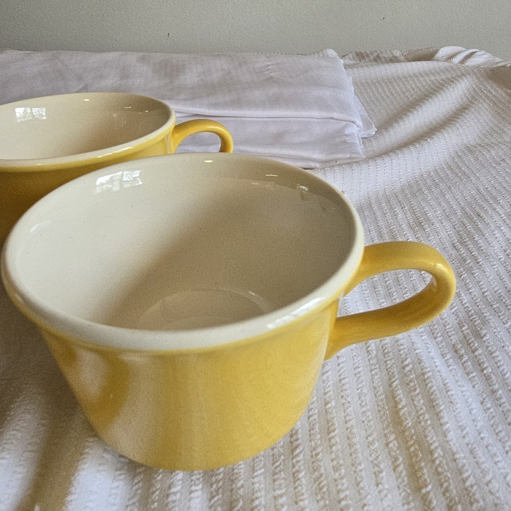 MCM 1970's Vintage US Ceramic Sunshine Yellow Coffee Mug/ Tea Cup Set Of Three - Picture 6 of 7
